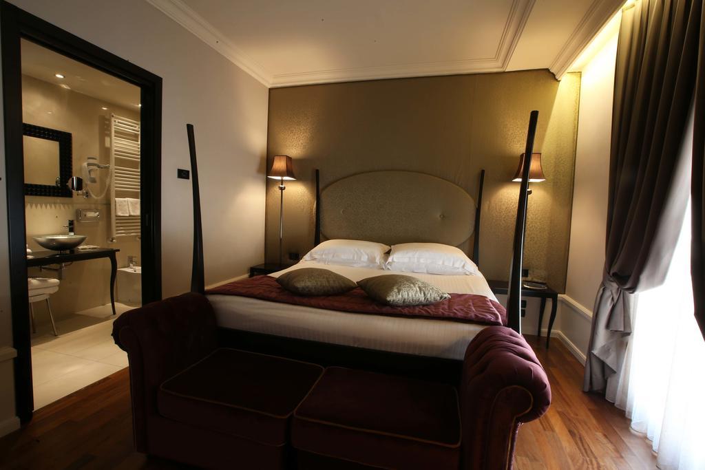 Milano & Spa***s Hotel Verona